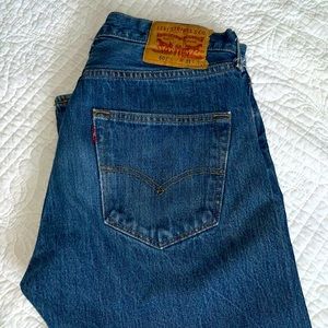 Levi’s 501 button fly men’s jeans